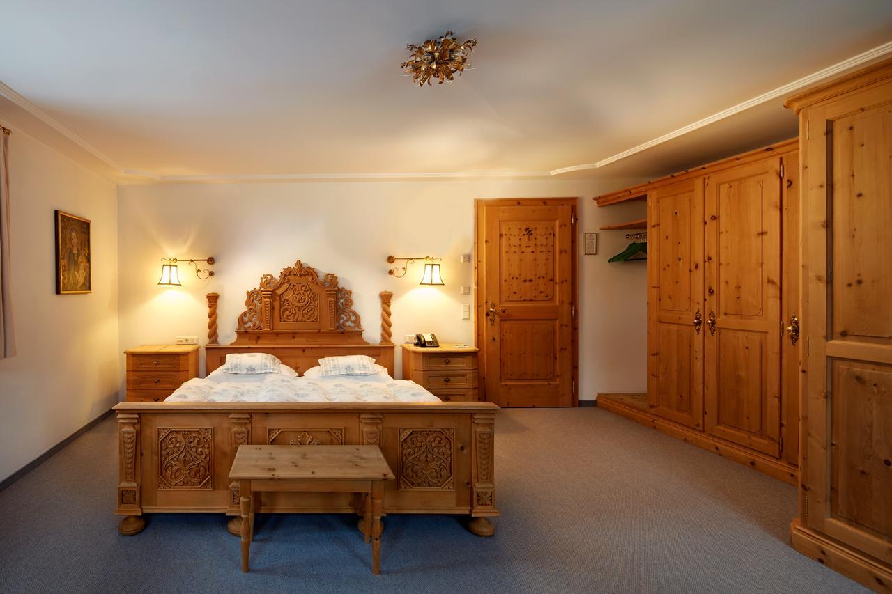 Post Lech Arlberg Hotel Exterior photo